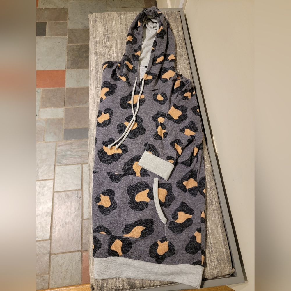 Leopard hoodie